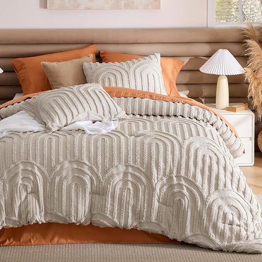 Bedsure Boho Tufted Beige Twin/Twin XL Comforter, GentleSoft™ 2 Pieces Boho Farmhouse Decor Bedding, Arch Shabby Chic Bedding for All Seasons, 1 Bed Comforter, 1 Pillow Shams, 68x88 Inches