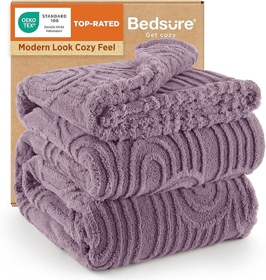 Bedsure GentleSoft Fleece Blanket Queen Size for Bed - Super Soft & Cozy, Fluffy Blankets for Women & Girls, Ideal for Sofa & Couch, Light Purple, 90x90 Inches