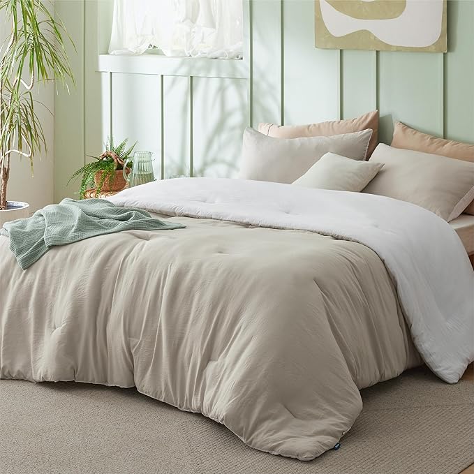 Bedsure Queen Comforter Set, Beige White Soft Prewashed Bedding for All Seasons, 3 Pieces GentleSoft™ Bed Set, 1 Lightweight Comforter (90"x90") and 2 Pillowcases (20"x26")