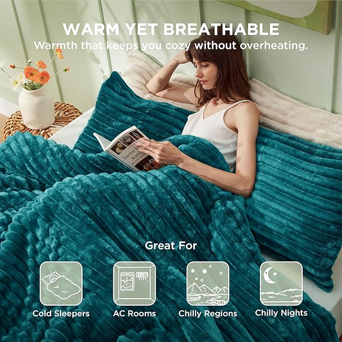 Bedsure Queen Comforter Set - GentleSoft™ 3 Pieces Fluffy Double-Side Fleece Comforter Set, Cozy Striped Room Decor Aesthetic, Luxury Teal Bedding Queen Size with 2 Pillowcases, 90x90 Inches