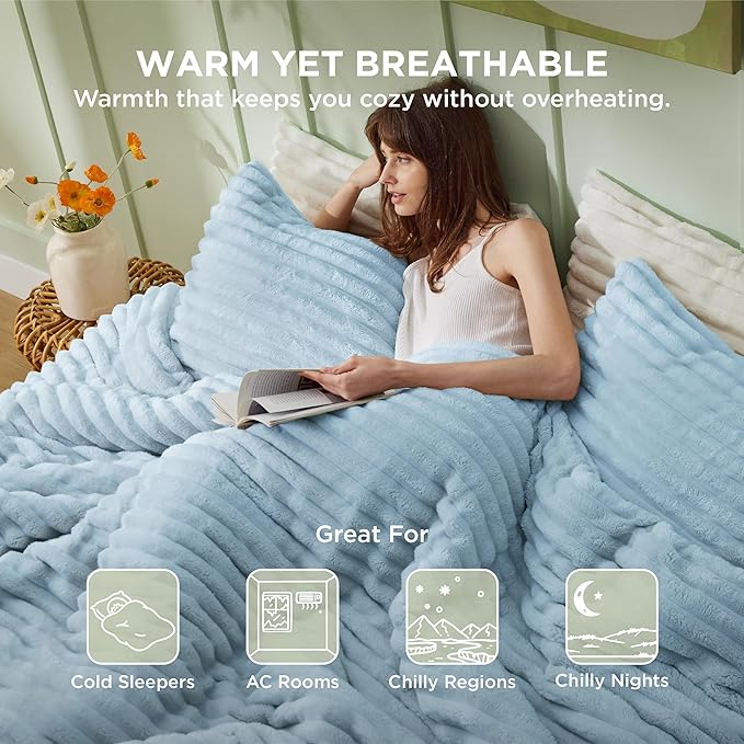 Bedsure King Size Comforter Set - GentleSoft™ 3 Pieces Fluffy Double-Side Fleece Comforter Set, Cozy Striped Room Decor Aesthetic, Luxury Light Blue King Bedding with 2 Pillowcases, 104x90 Inches
