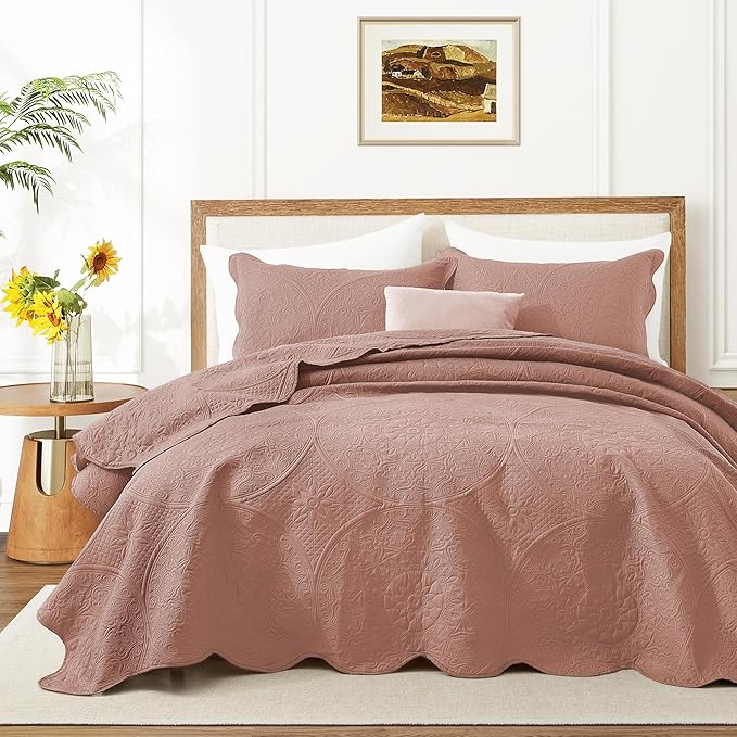 MOONLIGHT20015 Twin Quilt Bedding Set Size (66" x 86 ") + 1 Pillow Shams (20" x 26" + 2") - 2 Pcs All Season Lightweight Reversible Microfiber Coverlet Floral Embossed Quilt Bedspread (Peach)