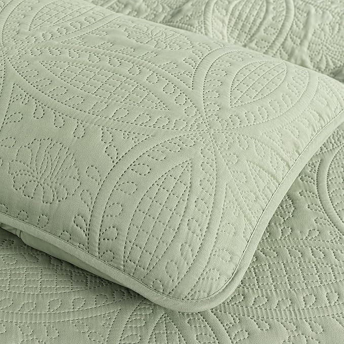 Chezmoi Collection Austin 3-Piece Oversized Bedspread Coverlet Set (King, Sage)