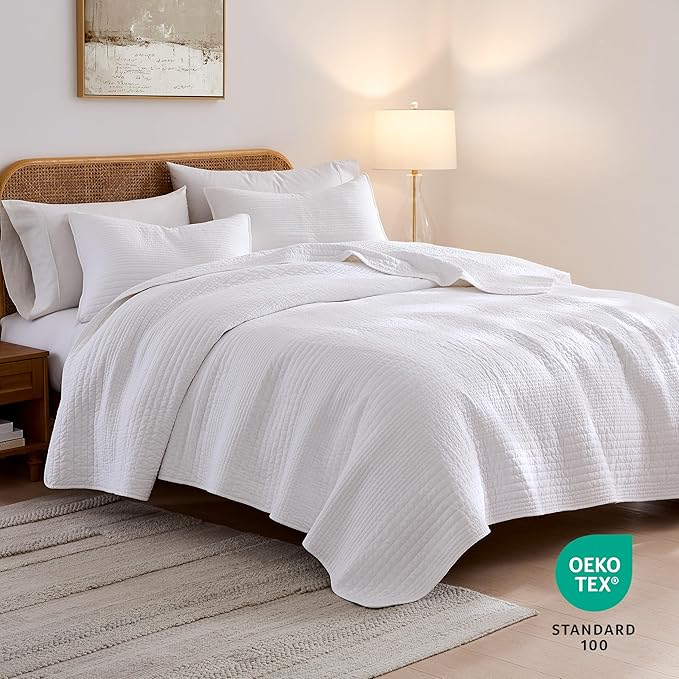palassio Striped White 100% Cotton Quilt King Size Bedding Sets, Lightweight Crinkly Channel Pick Stitch Textured Bedspread Soft Shabby Chic Farmhouse Country Coverlet for All Season, 2 Shams