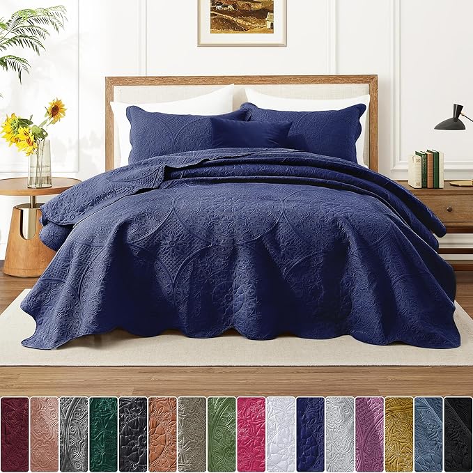 MOONLIGHT20015 Twin Quilt Bedding Set Size (66" x 86 ") + 1 Pillow Shams (20" x 26" + 2") - 2 Pcs All Season Lightweight Reversible Microfiber Coverlet Floral Embossed Quilt Bedspread (Navy)