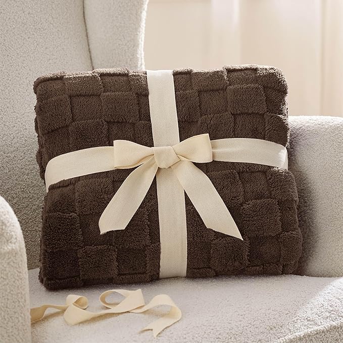 Bedsure GentleSoft Twin Blanket for Bed Brown - Super Soft Cozy Blankets for Women Men Girls, Cute Fuzzy Fleece Throws for Bedroom Couch, 60x80 Inches