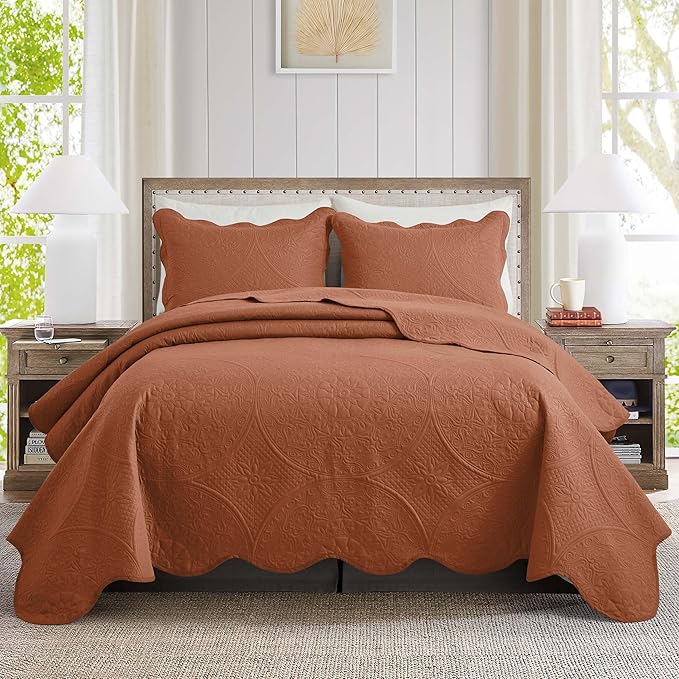 MOONLIGHT20015 10 Pack Queen Quilt Bedding Set (90" x 96") - Bulk Wholesale for Hotels, Guest Bedroom & Airbnbs - Lightweight Microfiber Reversible Floral Embossed Quilts Bedspreads (Rust)