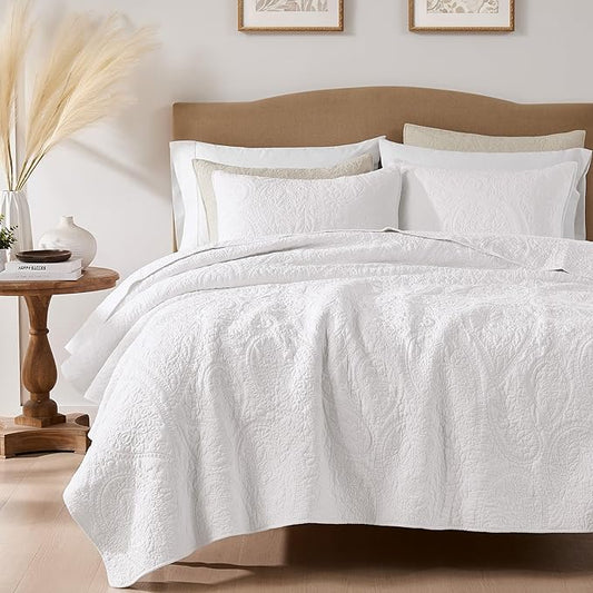 palassio White Paisley 100% Cotton Quilt Queen Size Bedding Sets with 2 Pillow Shams, Boho Floral Lightweight Farmhouse Country Vintage Soft Bedspread Shabby Chic Coverlet for All Season, 3 Pieces