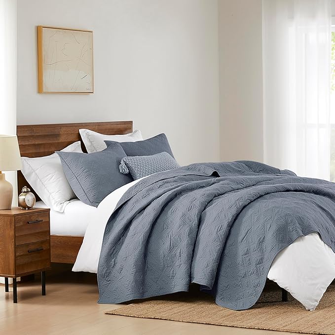 WDCOZY 100% Cotton Queen Size Quilt Set - Dusty Blue Pre-Washed Soft Lightweight Modern Bedspread, Farmhouse Country Rustic Coverlet, Textured Like Linen, Shabby Chic Gauze Bedding, 3 Pieces