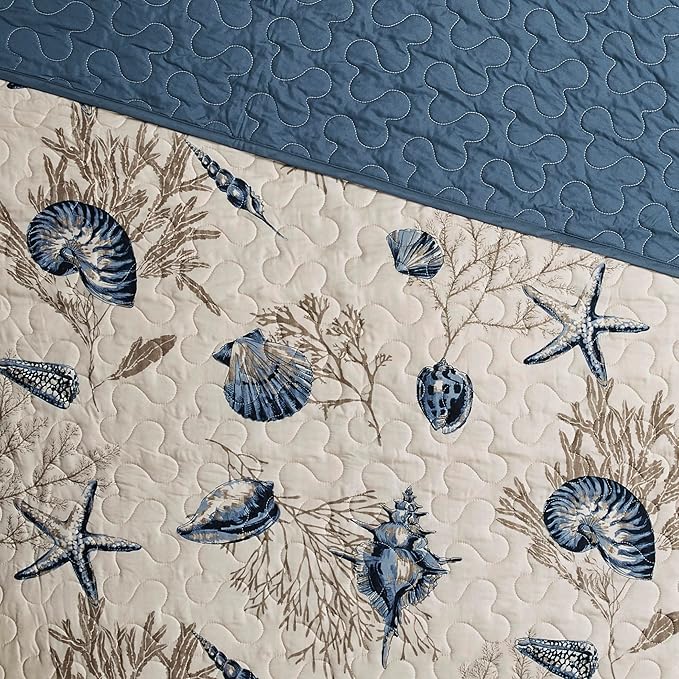 Madison Park Quilt Set Cottage Coastal Design, Starfish Print - All Season, Coverlet Bedspread Lightweight Bedding Layer, Shams, Toss Pillows, King/Cal King(104"x94"), Bayside Blue/Ivory 6 Piece