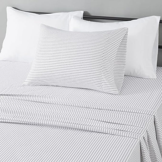 Amazon Basics Lightweight Microfiber 3-Piece Bed Sheet Set, Twin XL, Plum, Printed