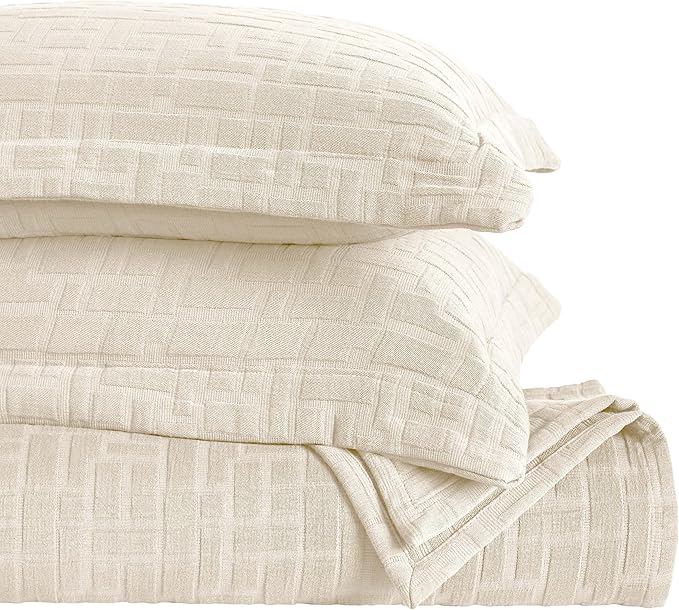 Superior 3 Piece Cotton Bedspread and Sham Set, Home Bed Decor, Decorative Bed Spread, 2 Pillow Shams, Medium Weight, Geometric Matelasse Coverlet, Bedding Essentials, Madrid Collection, Full, Ivory