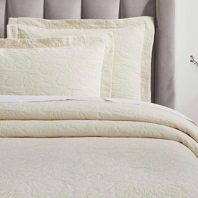 Superior 3 Piece Cotton Bedspread Set, Home Bed Decor, Decorative Bed Spread, 2 Pillow Shams, Medium Weight Blanket, Matelasse Coverlet, Bedding Essentials, Hibiscus Collection, Queen, Ivory