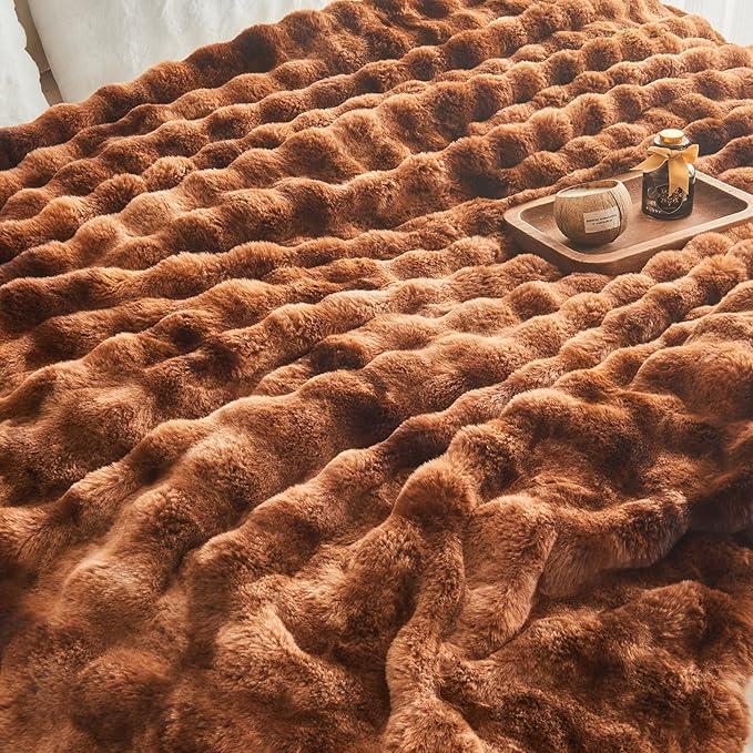 EMME Faux Fur Duvet Cover King Size, 3 Pieces Ultra Soft Fluffy Comforter Cover, Cozy Warm for Winter, Luxury Elegant Shaggy Bubble Design Bedding, 1 Duvet Cover & 2 Pillow Shams (King, Tie Dye Brown)