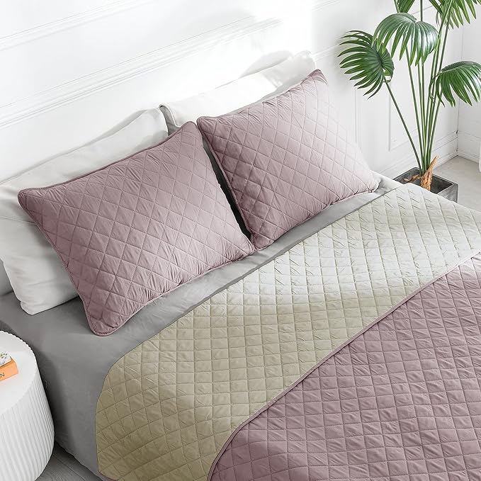 Easy-Going Twin Size Reversible Quilt Set with 1 Quilt and 1 Pillow Sham, Soft Bed Quilt Cover, Water Resistant Lightweight Microfiber Bedspread, Stain Resistant, Pink/Beige