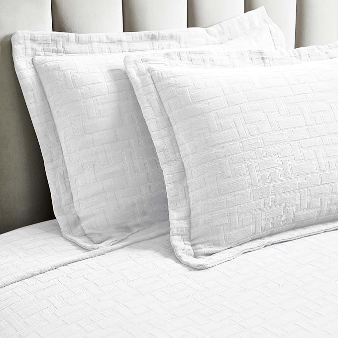 Superior 3 Piece Cotton Bedspread and Sham Set, Home Bed Decor, Decorative Bed Spread, 2 Pillow Shams, Medium Weight, Geometric Matelasse Coverlet, Bedding Essentials, Madrid Collection, Full, White