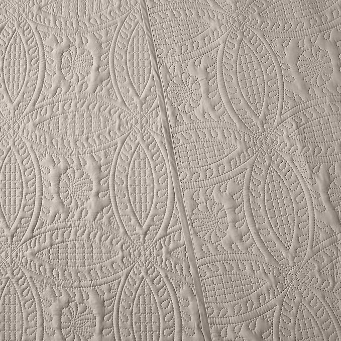 Mellanni Twin Bedspread Coverlet Set - Bedding Cover with Sham - Ultrasonic Quilting Technology - 2 Piece Oversized Quilt Set - Bedspreads & Coverlets (Twin, Beige)
