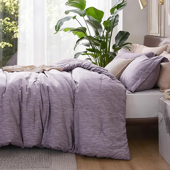 Bedsure Twin/Twin XL Comforter Set - Dark Red Soft Bedding for All Seasons, Cationic Dyed Bed Set, 2 Pieces, 1 Twin Size Comforter (68"x88") and 1 Pillow Sham (20"x26"+2")