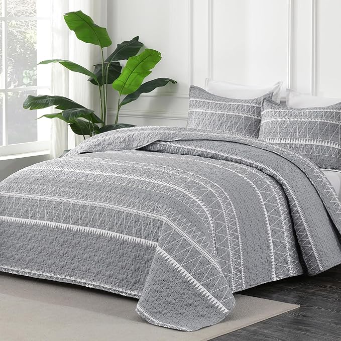 Andency Twin Quilt Set Grey, 2 Pieces Boho Lightweight Soft Striped Bedspread for All Season (68"x86"), Gray Printed Bohemian Microfiber Reversible Coverlet Comoforter Sets