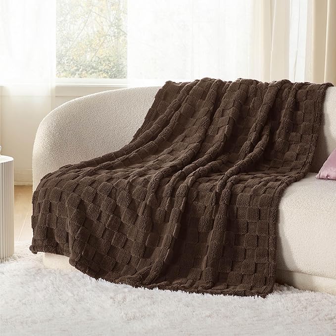 Bedsure GentleSoft Twin Blanket for Bed Brown - Super Soft Cozy Blankets for Women Men Girls, Cute Fuzzy Fleece Throws for Bedroom Couch, 60x80 Inches