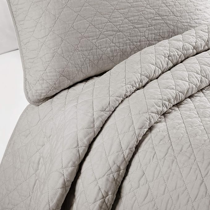 Lush Decor Ava Quilt Diamond Pattern Solid 3 Piece Oversized Bedding Blanket Bedspread Set - Full/Queen - Gray