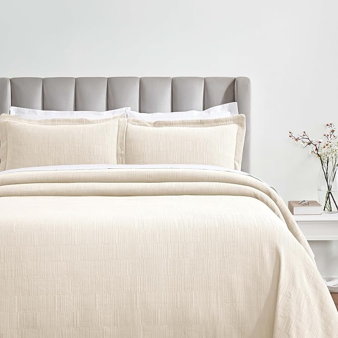 Superior 3 Piece Cotton Bedspread and Sham Set, Home Bed Decor, Decorative Bed Spread, 2 Pillow Shams, Medium Weight, Matelasse Coverlet, Bedding Essentials, Zenith Collection, California King, Ivory