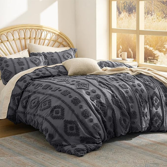 Bedsure Boho Tufted Grey Comforter King Size, GentleSoft™ 3 Pieces Boho Farmhouse Decor Bedding, Exquisite Shabby Chic Bedding for All Seasons, 1 Bed Comforter, 2 Pillow Shams, 104x90 Inches