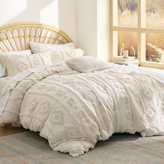 Bedsure Boho Tufted Beige Comforter King Size, GentleSoft™ 3 Pieces Boho Farmhouse Decor Bedding, Exquisite Shabby Chic Bedding for All Seasons, 1 Bed Comforter, 2 Pillow Shams, 104x90 Inches