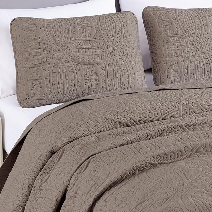 Chezmoi Collection Austin 3-Piece Oversized Bedspread Coverlet Set (King, Taupe)
