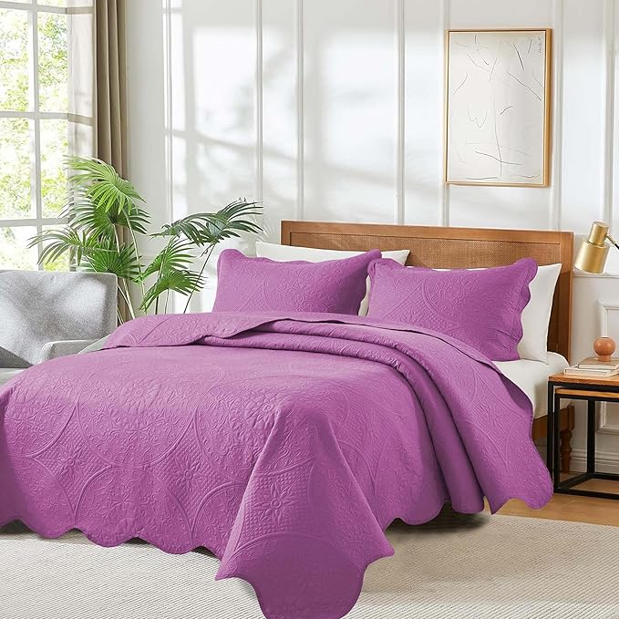 MOONLIGHT20015 10 Pack Twin Quilt Bedding Set (68" x 86") - Bulk Wholesale for Hotels, Guest Bedroom & Airbnbs - Lightweight Microfiber Reversible Floral Embossed Quilts Bedspreads (Purple)