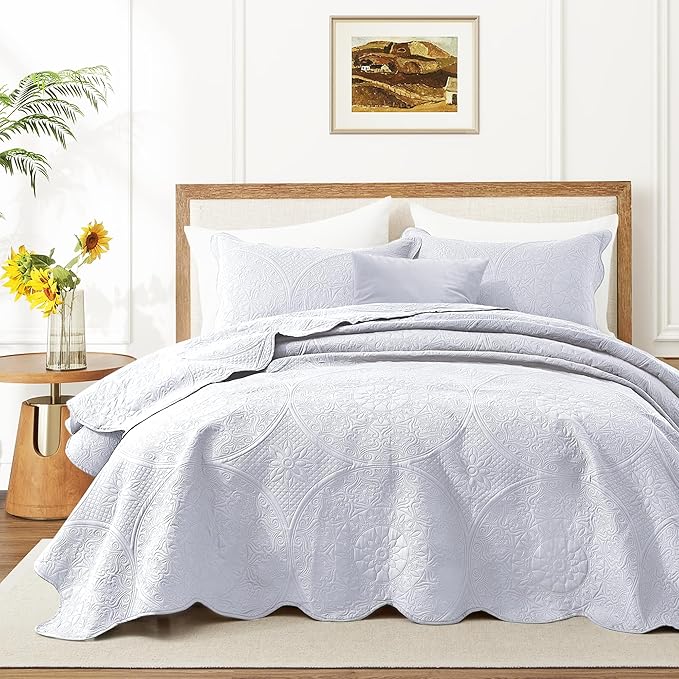 IR Imperial Rooms 8 Pack Quilt King Size Bedding (106" x 96") - Bulk Wholesale for Hotels, Guest Bedroom & Airbnbs - Lightweight Microfiber Reversible Floral Embossed Quilts Bedspreads (White)