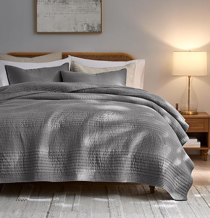 palassio Striped Dark Grey 100% Cotton Quilt King Size Bedding Sets, Lightweight Crinkly Channel Pick Stitch Textured Bedspread Soft Shabby Chic Farmhouse Country Coverlet for All Season, 2 Shams