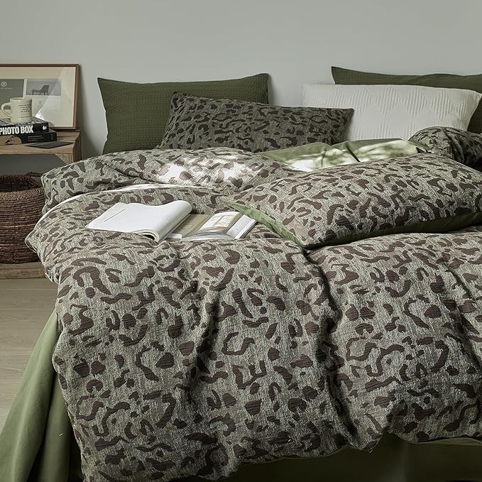LifeTB Leopard Duvet Cover King Yarn-Dyed Cotton Jacquard Duvet Cover Green Leopard Print Floral Bedding Set Animal Cheetah Printed Comforter Cover Farmhouse Boho Duvet Cover with Zipper Closure