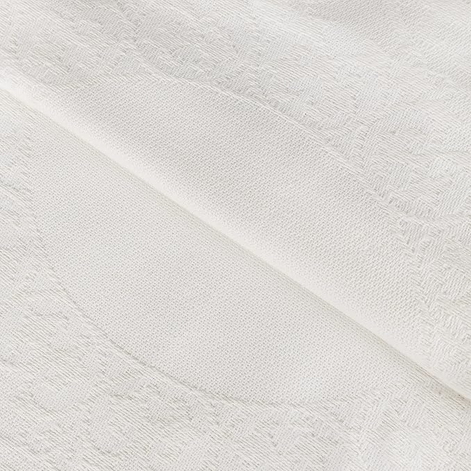 SUPERIOR Cotton Blend Bedspread Set, Includes Oversized Bedspread and 2 Matching Pillow Shams, Light Weight Blanket, Bedding Decor, Jacquard Vintage Floral Mandala, Lyron Collection - Queen, Off White