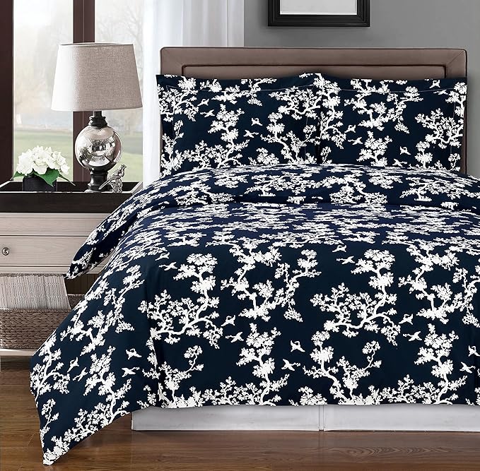 Royal Hotel Bedding Navy and White Lucy 4 Piece Full/Queen Comforter Set 100% Cotton 300 Thread Count