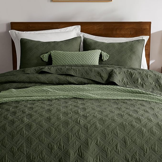 WDCOZY 100% Cotton King Size Quilt Set - Olive Green Pre-Washed Soft Lightweight Modern Bedspread, Farmhouse Country Rustic Coverlet, Textured Like Linen, Shabby Chic Gauze Bedding, 3 Pieces