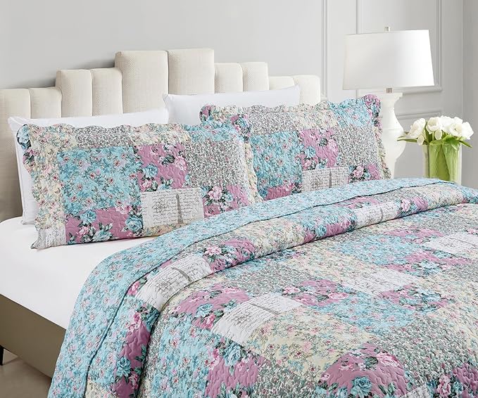 Brilliant Sunshine Lilac Rose Toile Quilt Set, 3-Piece Bedding Sets, Traditional Lively Patchwork Design, Washable, Reversible Bedspread, Soft Lightweight Coverlet, All-Season, King/Cal King, Egg Blue