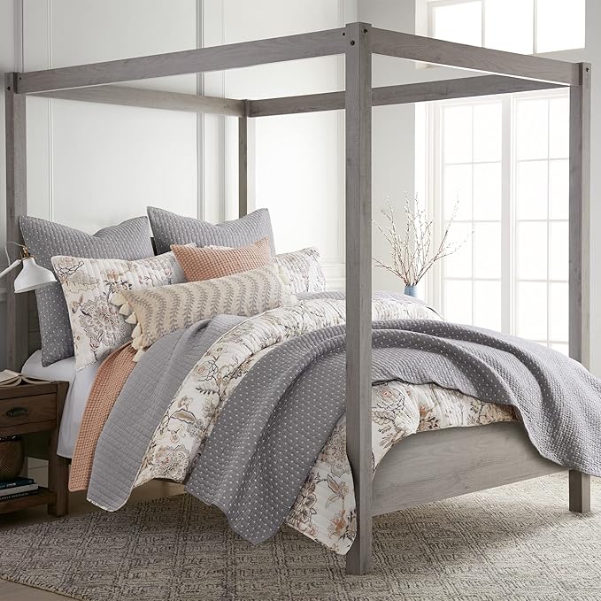 Levtex Home Cross Stitch Reversible King/Cal King Quilt Set (106x92in) and 2 Pillow Shams (36x20in) - Stitch Texture - Grey White - Cotton King Size Quilt Bedding Set - Lightweight Soft Pre-Washed