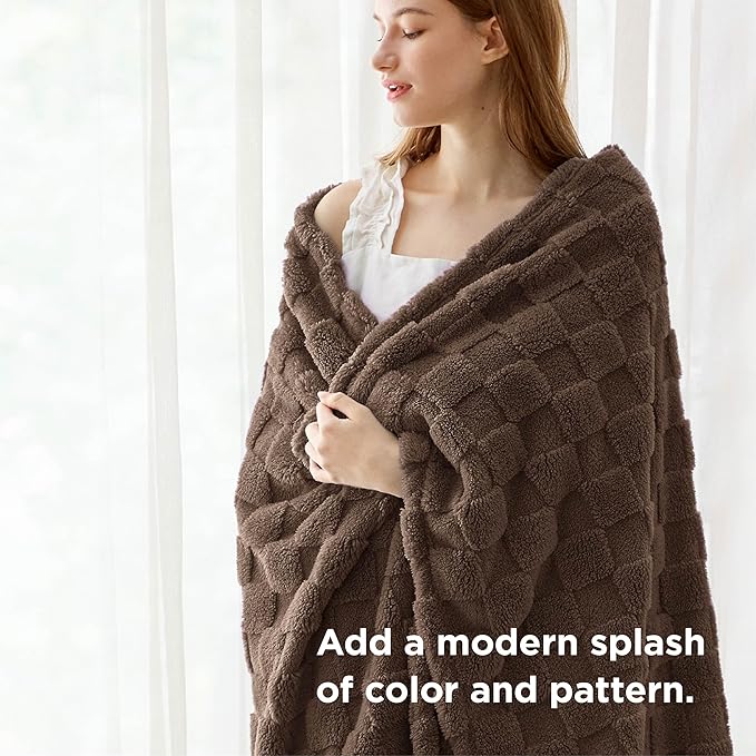 Bedsure GentleSoft Twin Blanket for Bed Brown - Super Soft Cozy Blankets for Women Men Girls, Cute Fuzzy Fleece Throws for Bedroom Couch, 60x80 Inches