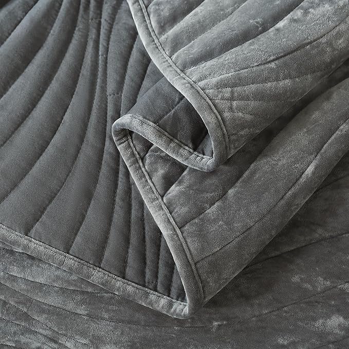 HoneiLife Velvet Quilt Sets Queen - Lightweight Bedspreads 3-Pieces, Wavy Coverlets Rustic Bed Cover Queen Quilt Bedding Sets for All Season Use, Grey
