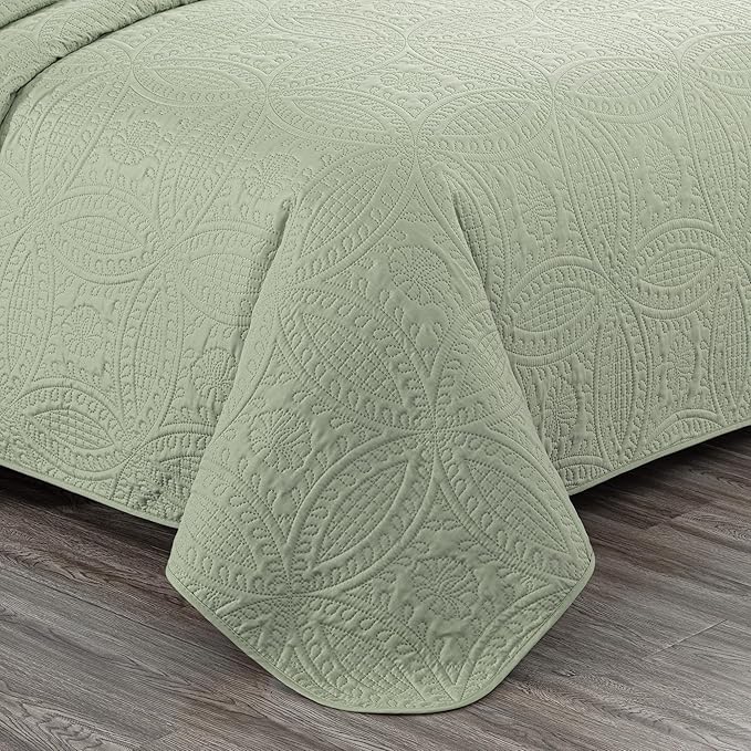 Chezmoi Collection Austin 3-Piece Oversized Bedspread Coverlet Set (King, Sage)