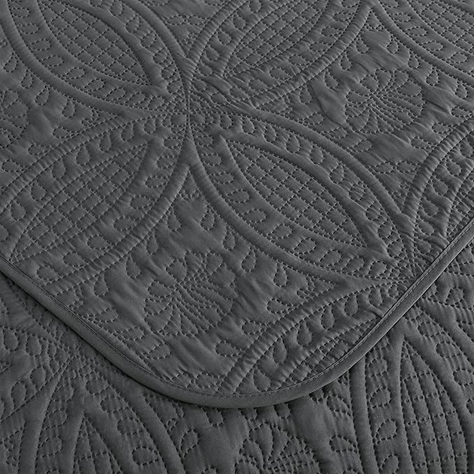 Chezmoi Collection Austin 3-Piece Oversized Bedspread Coverlet Set (Queen, Charcoal)