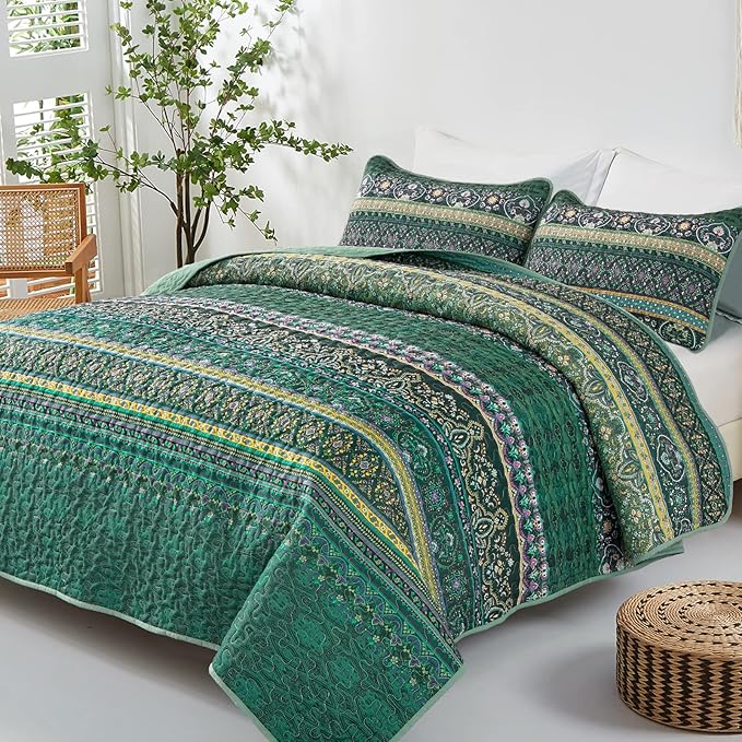 WONGS BEDDING Boho Quilt Queen Size, Green Bohemian Queen Quilt, Lightweight Microfiber Bed Decor Bedspread for All Season 96"x90"(3 Pieces)