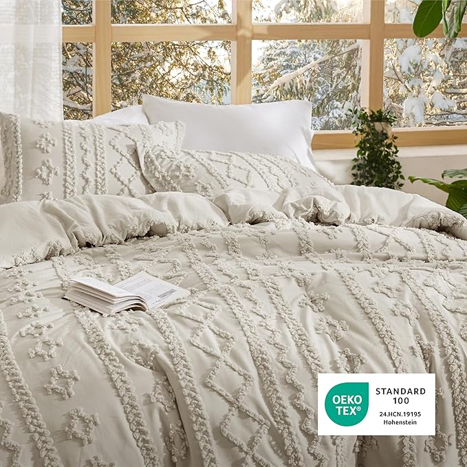 Bedsure Tufted Boho Comforter Set Queen Size - Linen Boho Bed Set, GentleSoft™ 3 Pieces Farmhouse Shabby Chic Embroidery Bedding, Gifts for Woman, Soft Jacquard Queen Comforter for All Seasons