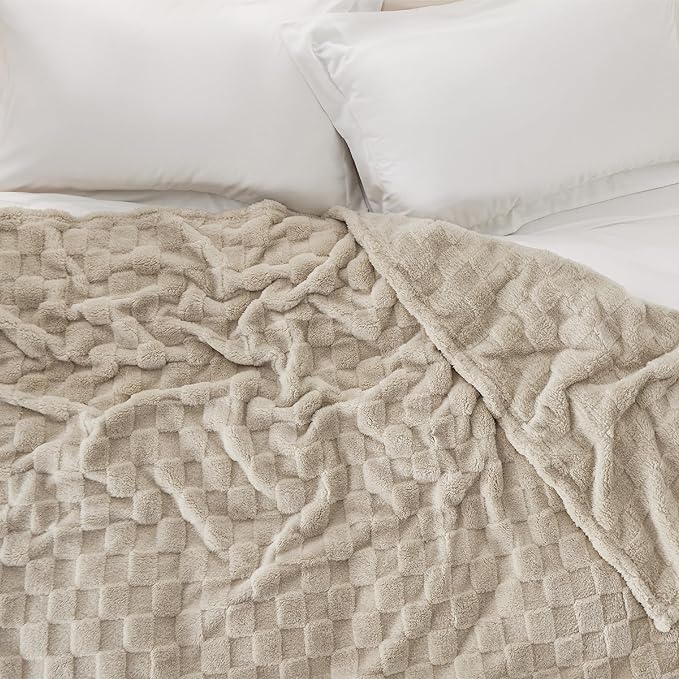 Bedsure GentleSoft California King Blanket for Bed - Super Soft Cozy Blankets for Women Men Girls, Large Fuzzy Fleece Throw for Bedroom Decor, Neutral, 102x96 Inches