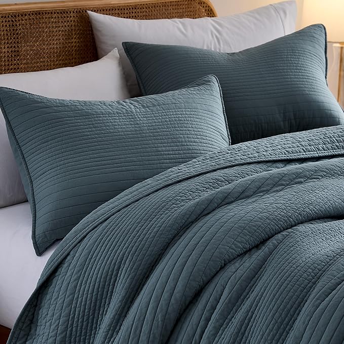 PALASSIO Striped Blue Grey 100% Cotton Quilt California Cal King Size Bedding Sets, Oversized Lightweight Channel Pick Stitch Textured Bedspread Soft Farmhouse Country Coverlet for All Season, 2 Shams