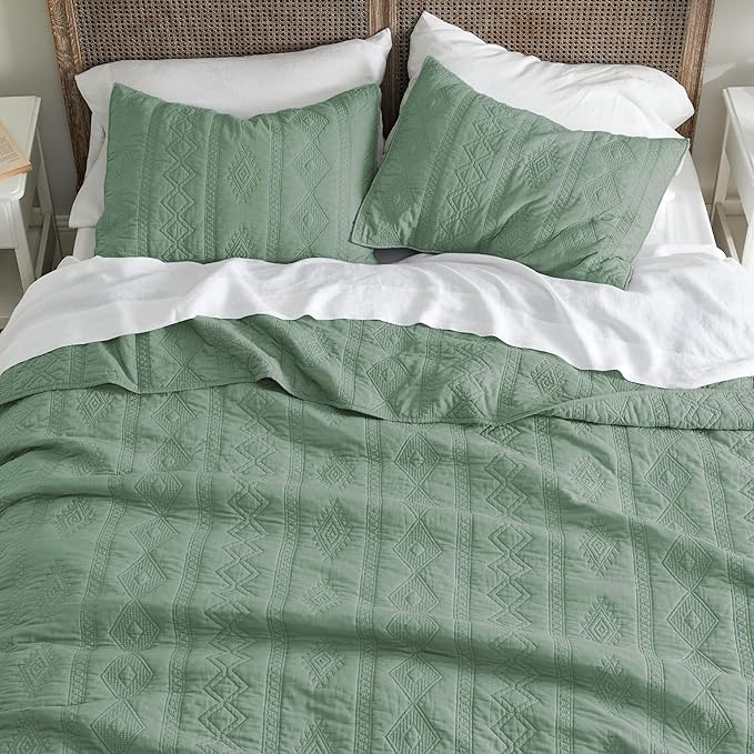 Bedsure 100% Cotton Quilt Set - Lightweight King Bedspread, Sage Green Cozy Bedding Coverlet 3-Piece with Pillow Shams in Geometric Pattern for All Season, 106x96 inches, 100% Cotton Voile