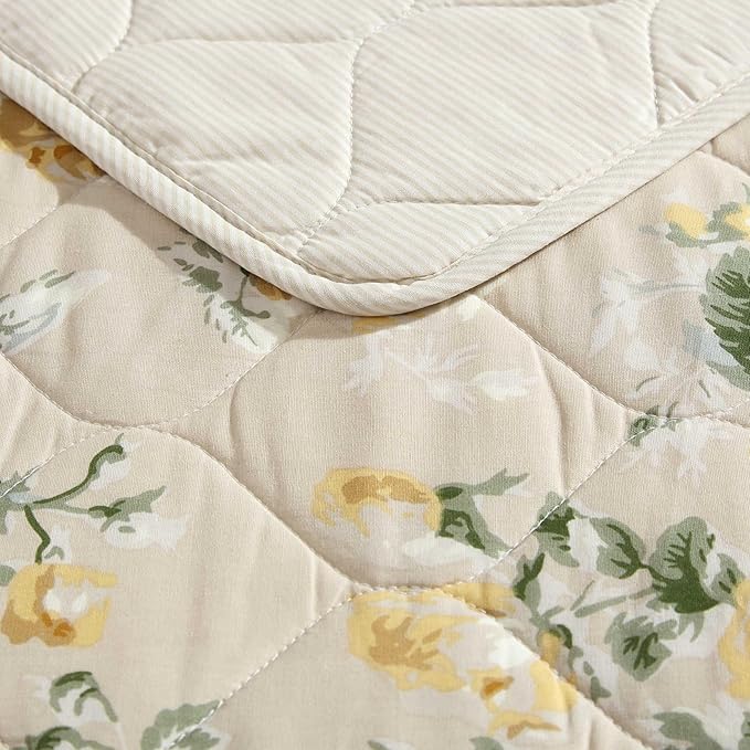 Laura Ashley - King Quilt Set, Reversible Cotton Bedding with Matching Shams, Lightweight Home Decor for All Seasons (Roses Gold, King)