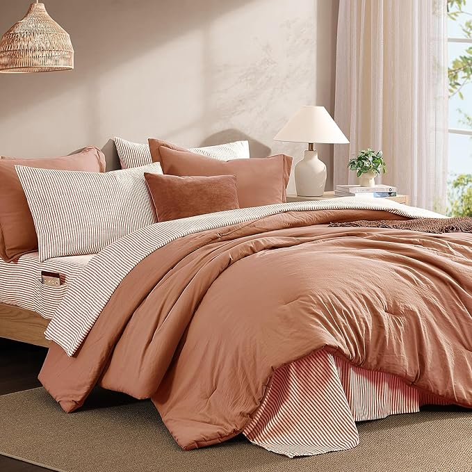 Monbix Queen Comforter Set - 7 Pieces Autumn Leaf Prewashed Bed in a Bag Queen Bedding Sets with Comforters, All Seasons Ultra Soft Comforter Bed Set with Sheets,Pillowcases & Shams
