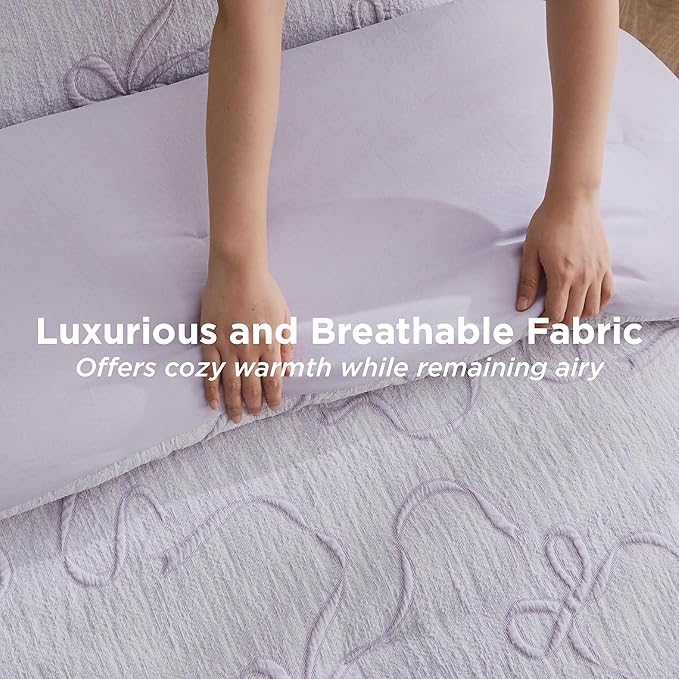 Bedsure Twin/Twin XL Comforter, GentleSoft™ 2 Pieces Bow Cute Bedding Lavender Room Decor Aesthetic, Twin/Twin XL Bedding Gifts for Her, 1 Bed Lavender Comforter, 1 Pillow Shams, 68x88 Inches